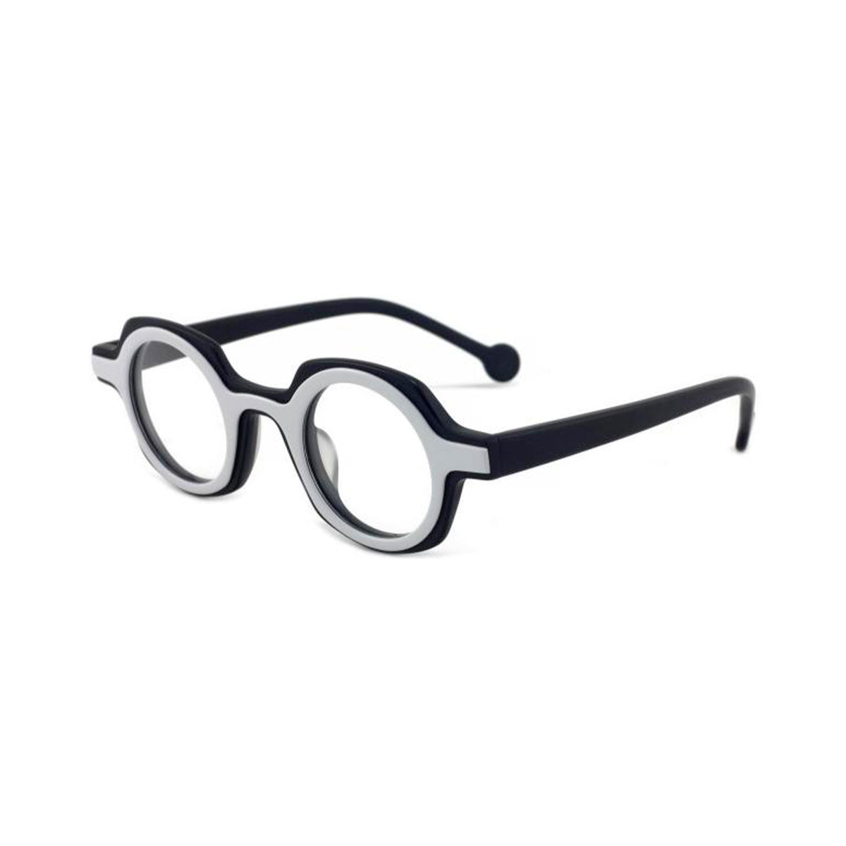 BLACK/WHITE